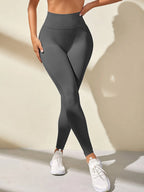 Women's Seamless High-Waist Yoga Crop Pants for Hip-Lifting Fitness